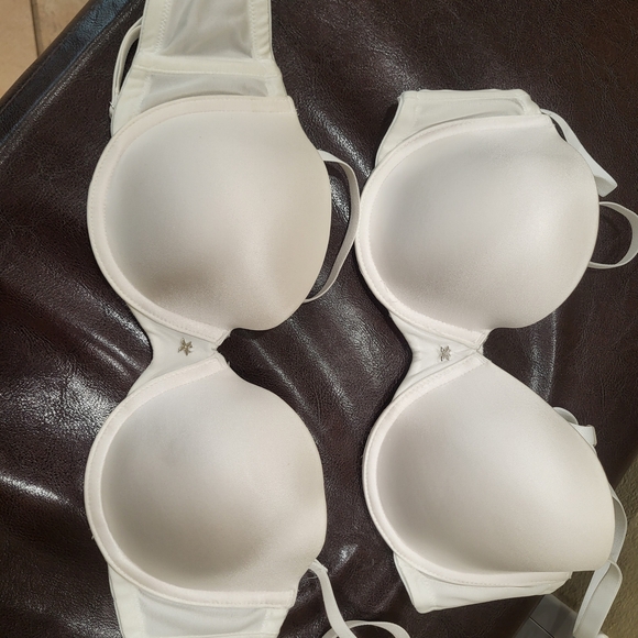 Frederick's of Hollywood Other - Frederick's Of Hollywood Exxtreme Plunge Push Up Bra